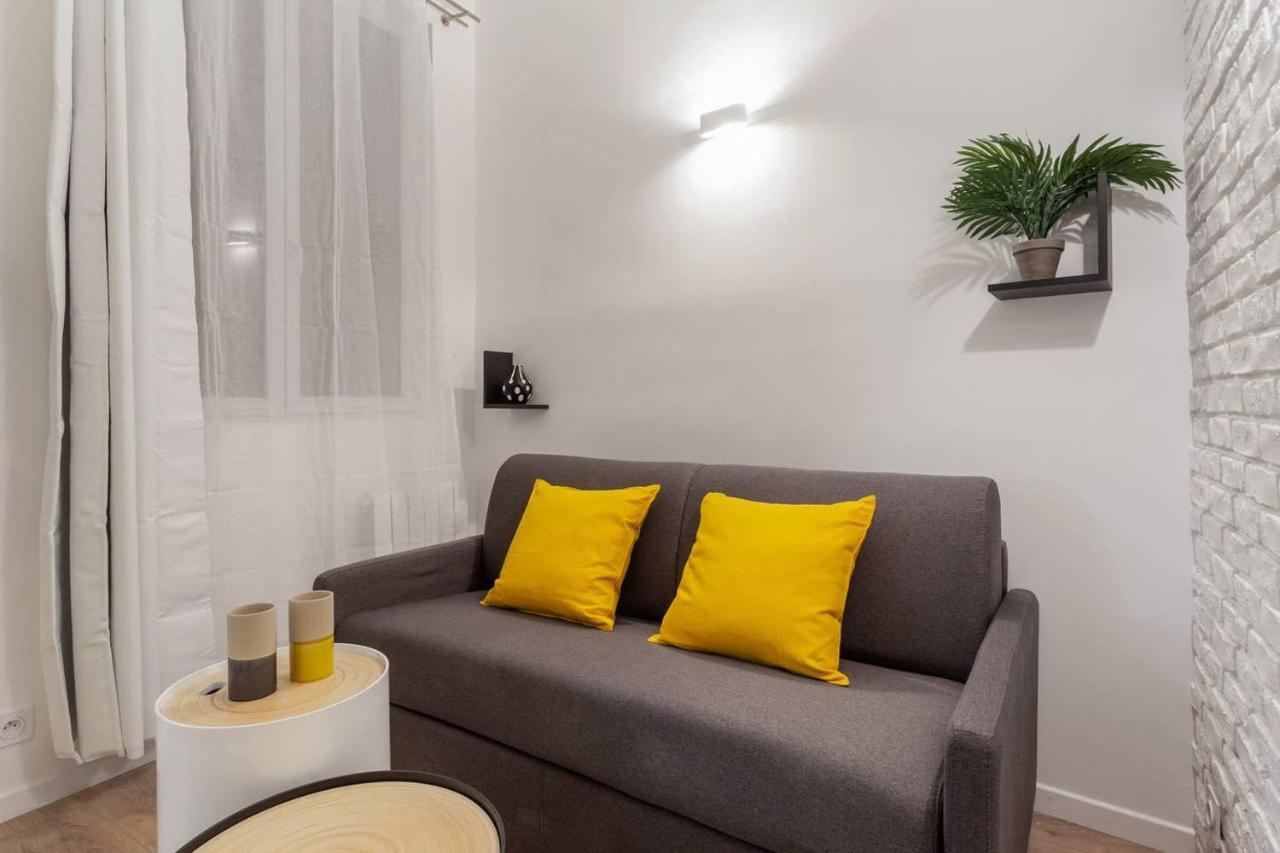 Chic Saint-Germain-Des-Pres Studio For 4 - Prime Location Paris Luaran gambar