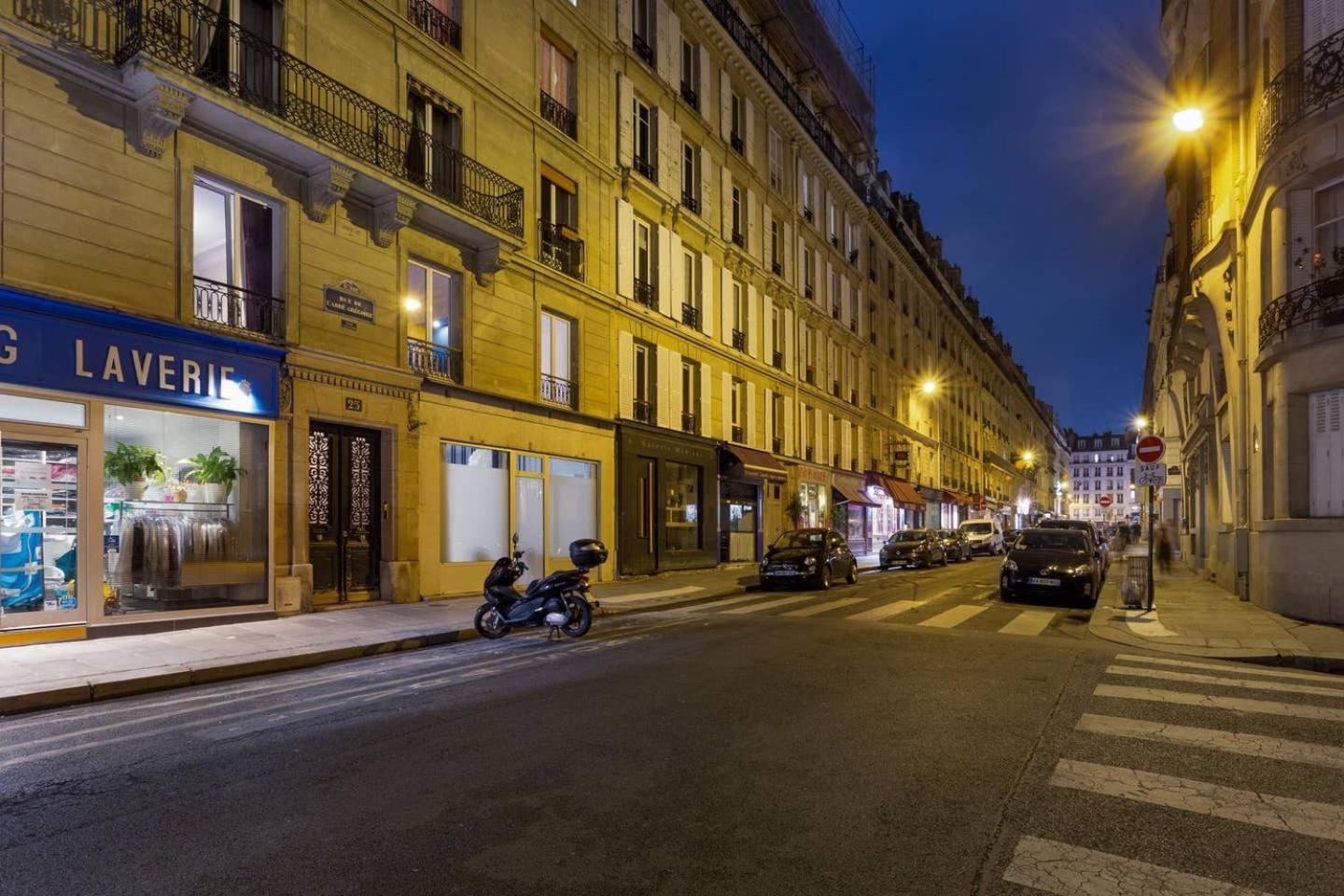 Chic Saint-Germain-Des-Pres Studio For 4 - Prime Location Paris Luaran gambar
